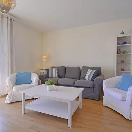 Apartamenty Bryza-Niedzialkowskiego *
